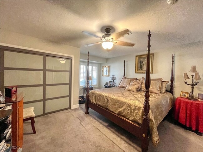 Building Photo - 8512 Desert Holly Dr