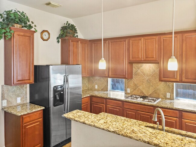 Building Photo - 8109 Endeavor Cir