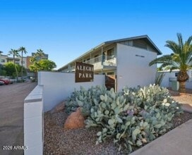 Building Photo - 1827 E Lemon St