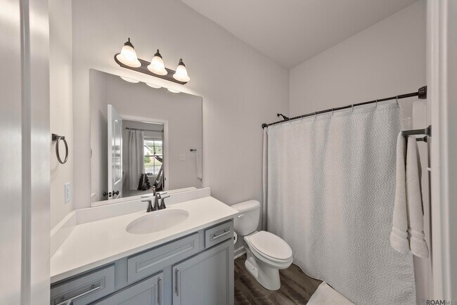 Building Photo - 1343 Rustic Pine Dr