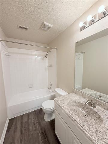 Building Photo - 1741 Angel Falls Dr