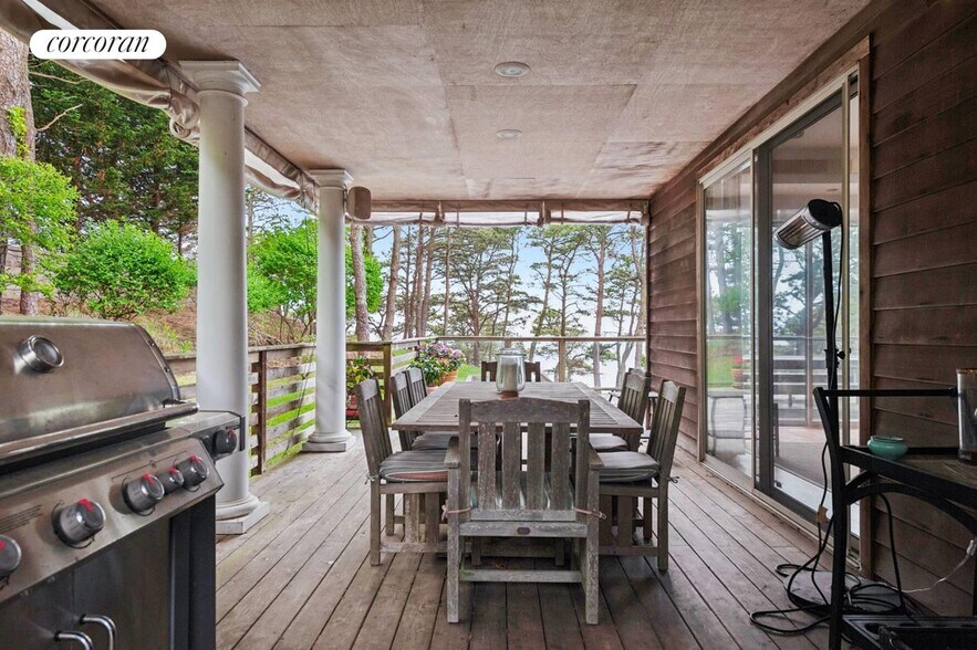 Building Photo - 32 S Beach Rd