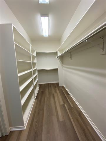 Building Photo - 4763 Red Oak Cir