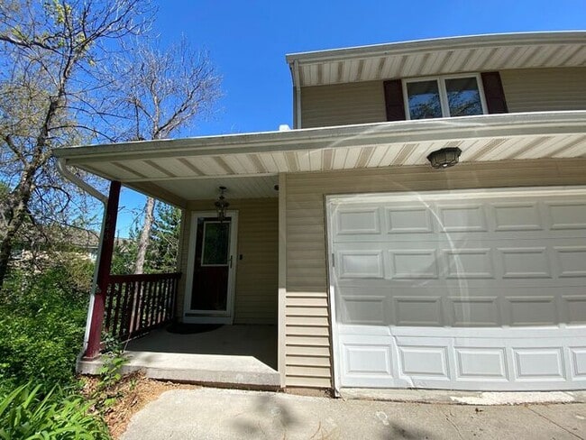 Primary Photo - $1,975 | 3 Bedroom, 2.5 Bathroom Home | Ca...