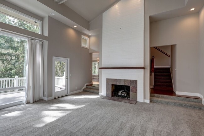 Building Photo - Where Architecture Meets Nature – Private Mercer Island Gem