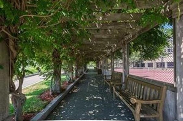 Building Photo - 73 Broad Reach