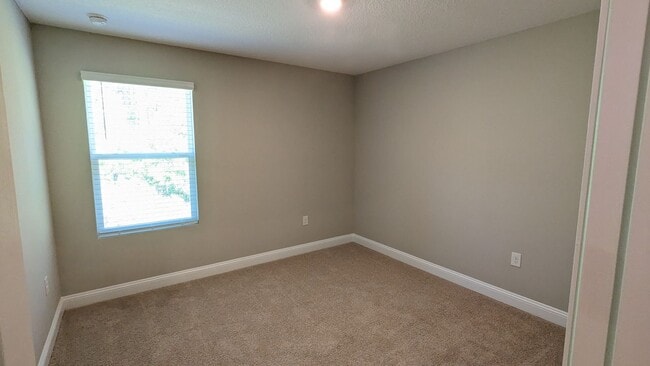 Building Photo - LIMITED TIME SPECIALS - 1/2 Month Free Ren...