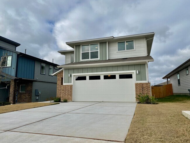 Building Photo - Beautiful 3bed/2.5bath in Northeast Austin!!