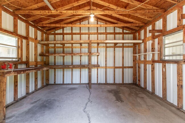 Building Photo - 1705 Eldon St