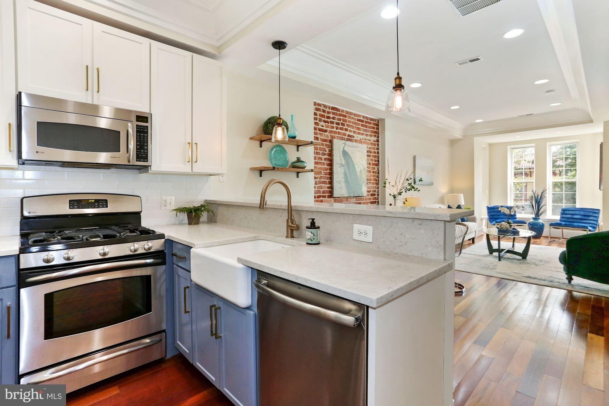 Building Photo - 1435 Euclid St NW