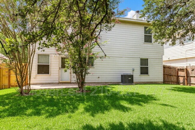Building Photo - 4011 Bulverde Pkwy