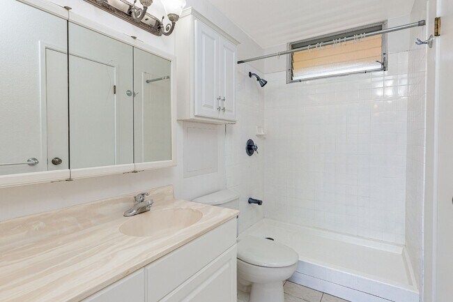 Building Photo - 3BD/2BA in Launani Valley close to Schofield