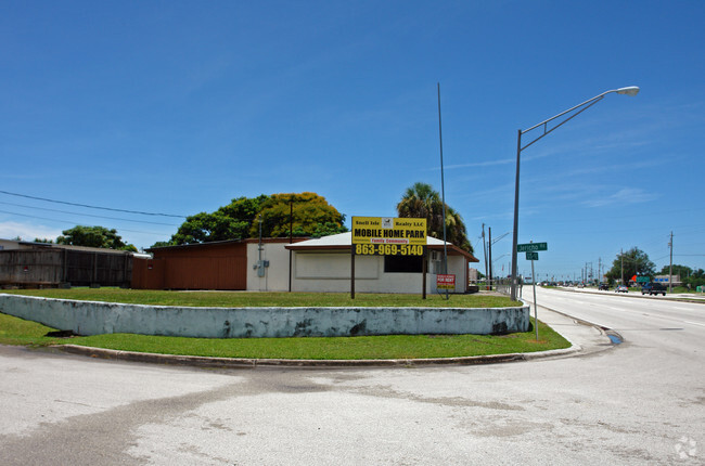 Building Photo - Palms Mobile Home Park