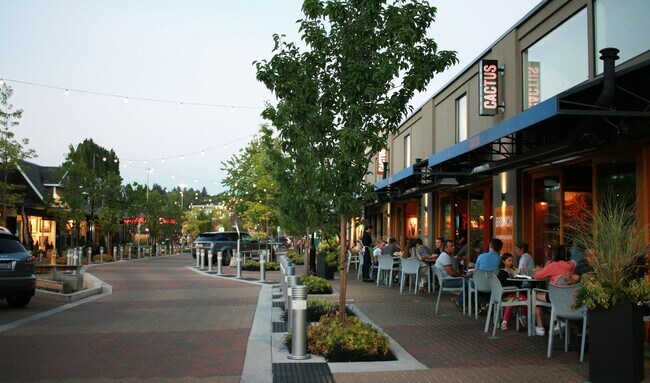 Building Photo - Stunning 2 Bedroom 2 Bath condo, with 2 Parking spots in the heart of vibrant Kirkland for Rent