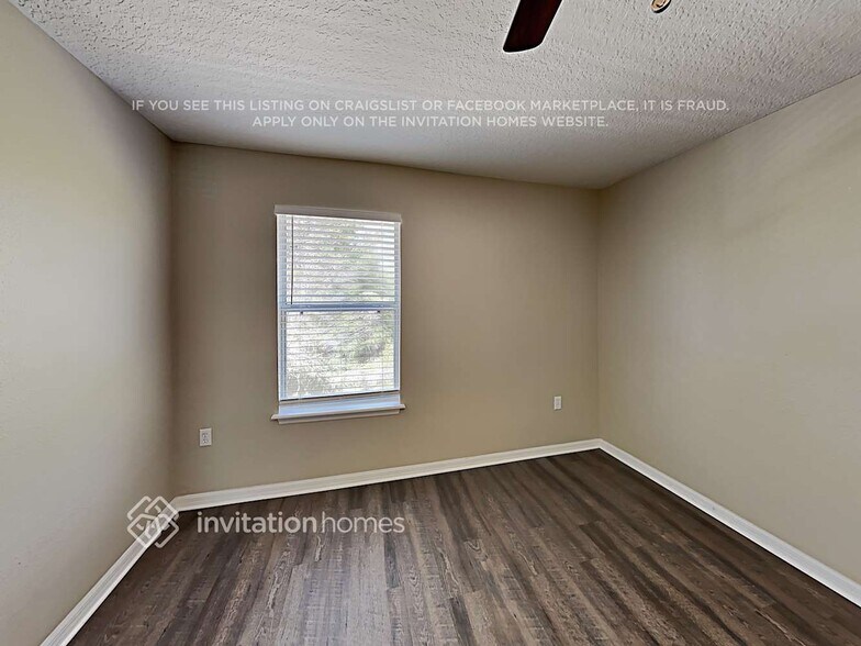 Building Photo - 12130 Colony Lakes Blvd