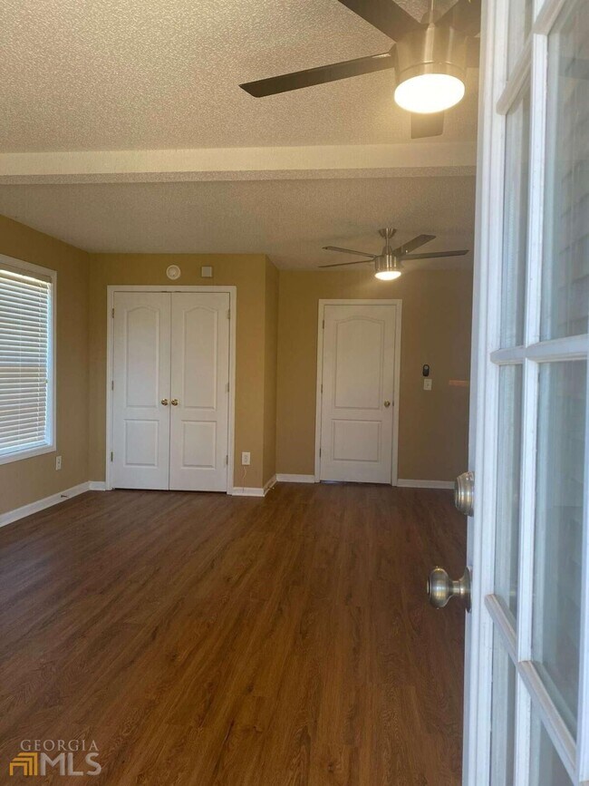 Building Photo - 1821 Dalton Way