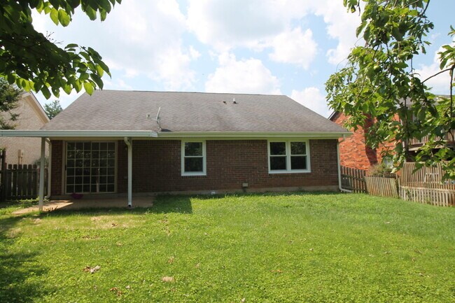 Building Photo - 316 Squires Rd