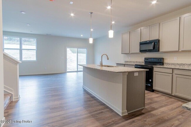 Building Photo - 1900 Cherry Glen Dr