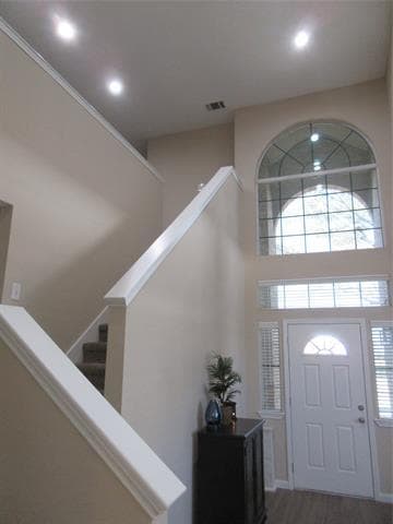 Building Photo - 713 Victorian Dr