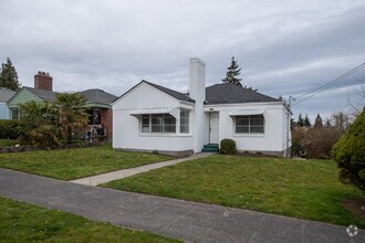 Building Photo - Awesome 2 Bed 2 Bath Seattle Home Close to...