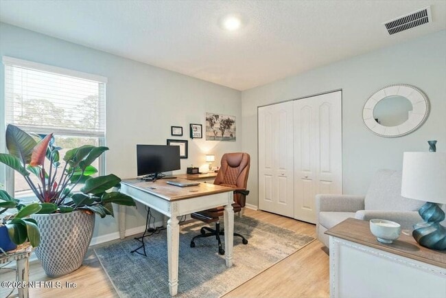 Building Photo - 184 Logrono Ct