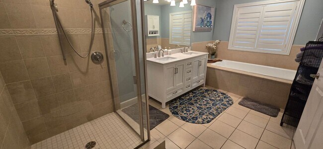 Building Photo - Fully Furnished 3 Bed 2 Bath in Provo