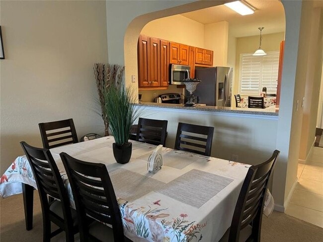 Building Photo - 3500 Oaks Clubhouse Dr