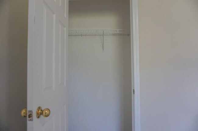 Building Photo - 5128 Whitehurst Ln