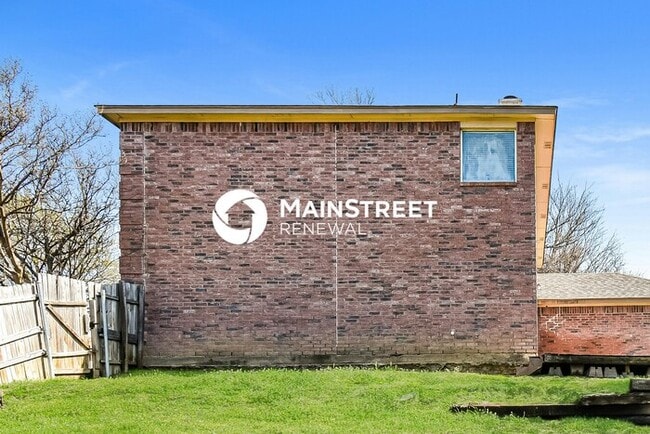 Building Photo - 4 Bedroom Pet-Friendly Home in Sachse, TX with Main Street Renewal