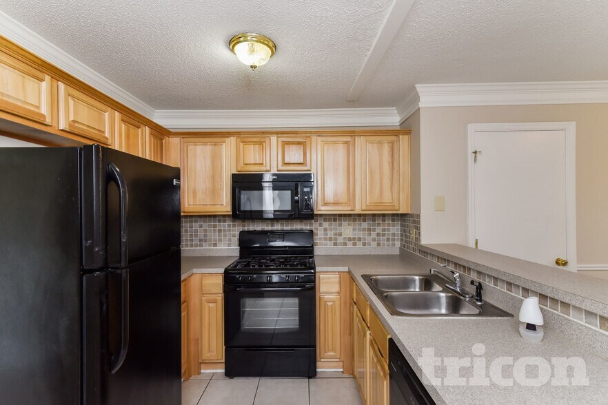 Building Photo - 2131 Boone Pl