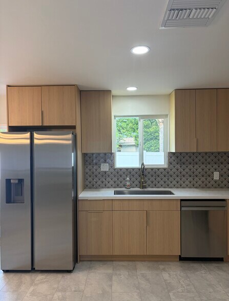 Building Photo - 2356 N Blando Rd