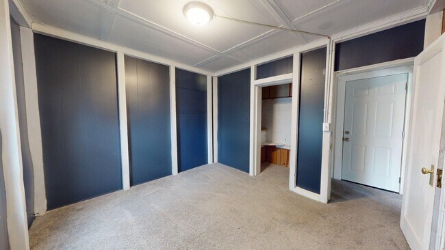 Building Photo - 3889 W.33rd