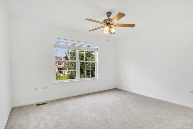 Building Photo - 849 Bell Flower Ln