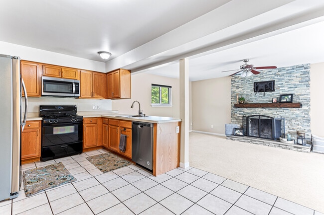 Building Photo - 39890 Edmundton St