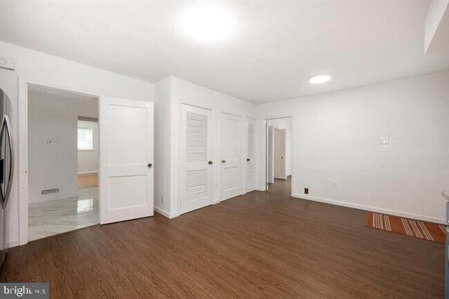 Building Photo - 1226 Fleetwood Rd