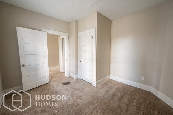 Building Photo - NOW AVAILABLE! - 4902 PADDOCK RD Unit 2, C...