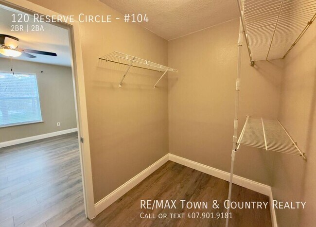 Building Photo - 120 Reserve Cir