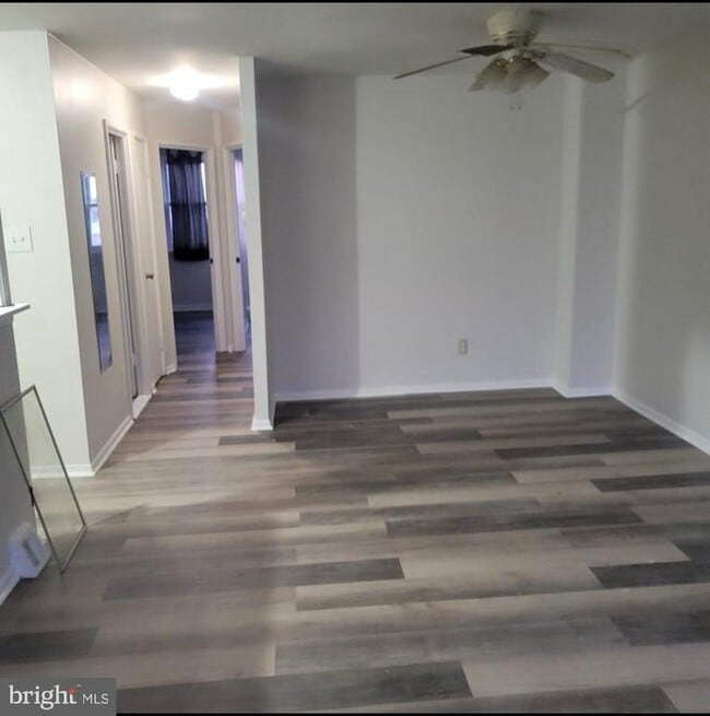 Building Photo - 12470 Knights Rd