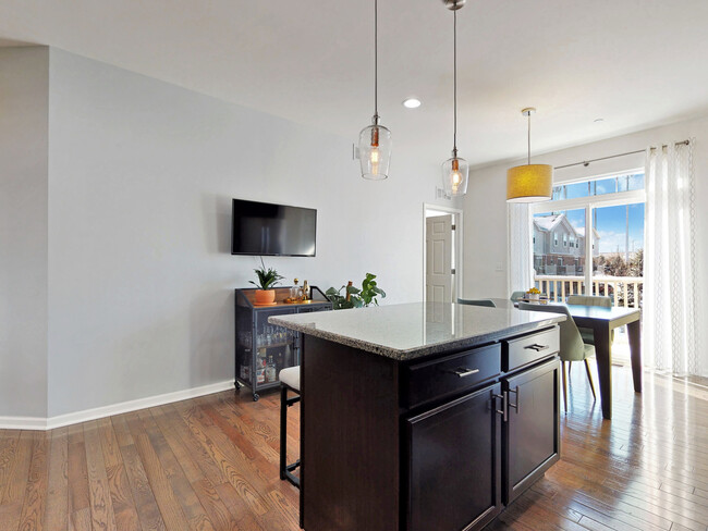 Building Photo - 2891 Henley Ln