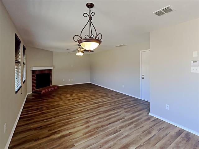 Building Photo - 9020 Cheswick Dr