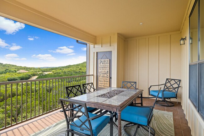 Building Photo - 18004 Edgewood Way