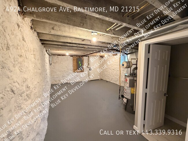 Building Photo - 4924 Chalgrove Ave