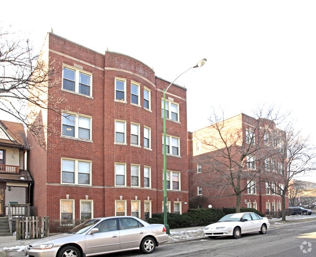 Primary Photo - 1767-1775 W Granville Ave