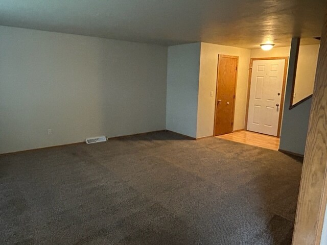 Building Photo - 2478 Bellevue St
