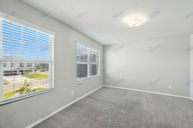 Building Photo - 6305 Port Ct