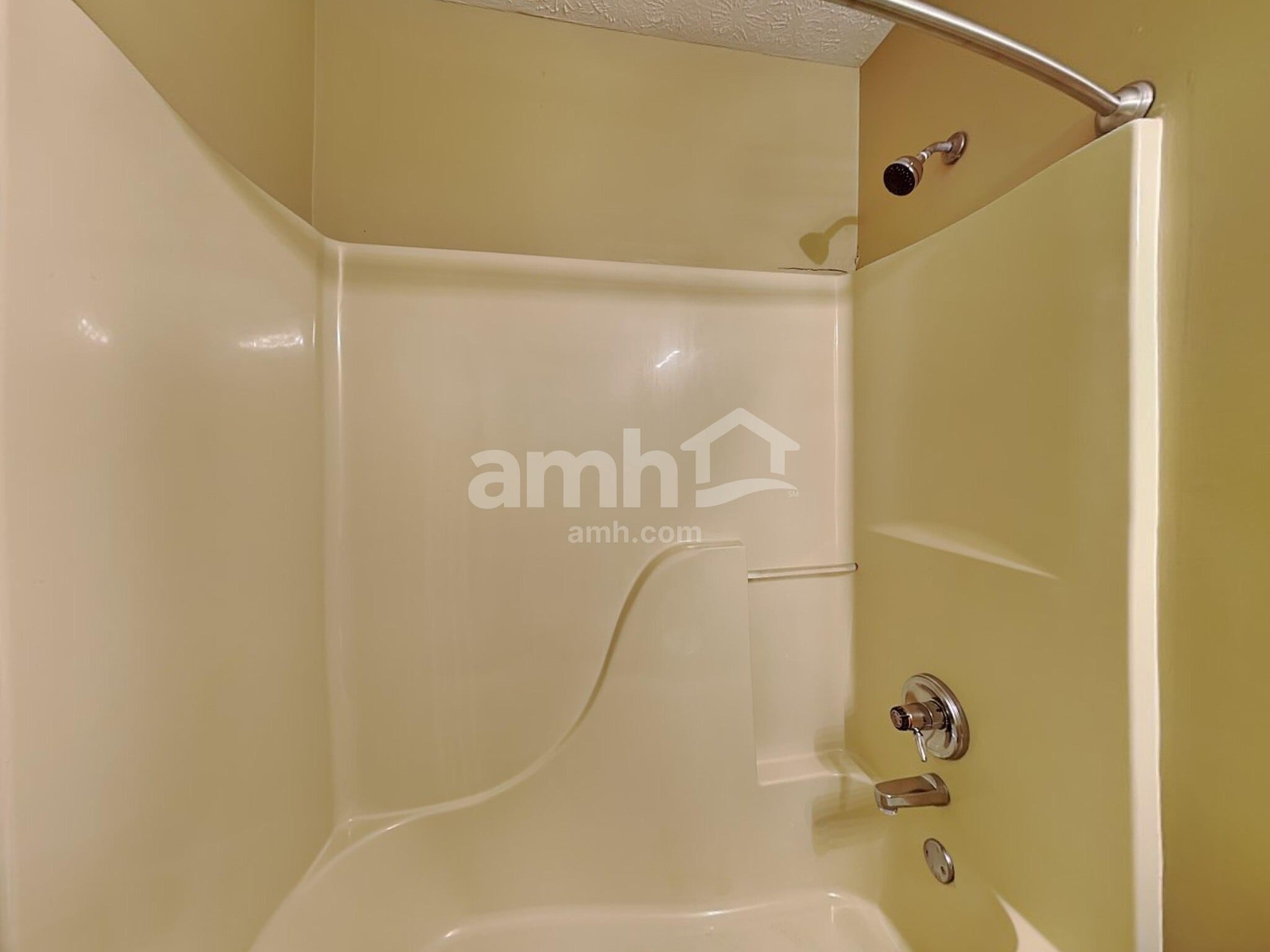 Building Photo - 748 Franklin Lakes Blvd