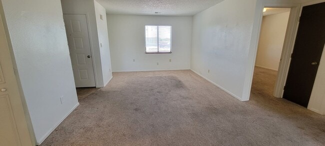 Building Photo - Upper Unit in Fruita