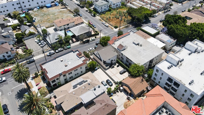 Building Photo - 2963 San Marino St