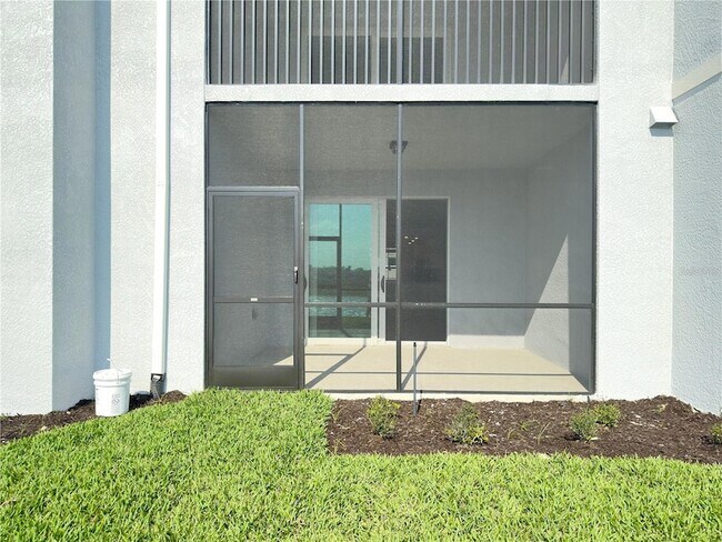 Building Photo - 14204 Heritage Landing Blvd