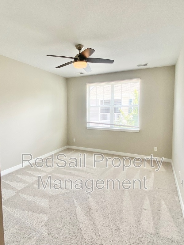 Building Photo - 1008 Celia Ct